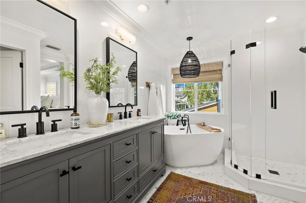 24 Fieldhouse Ladera Ranch, CA 92694
