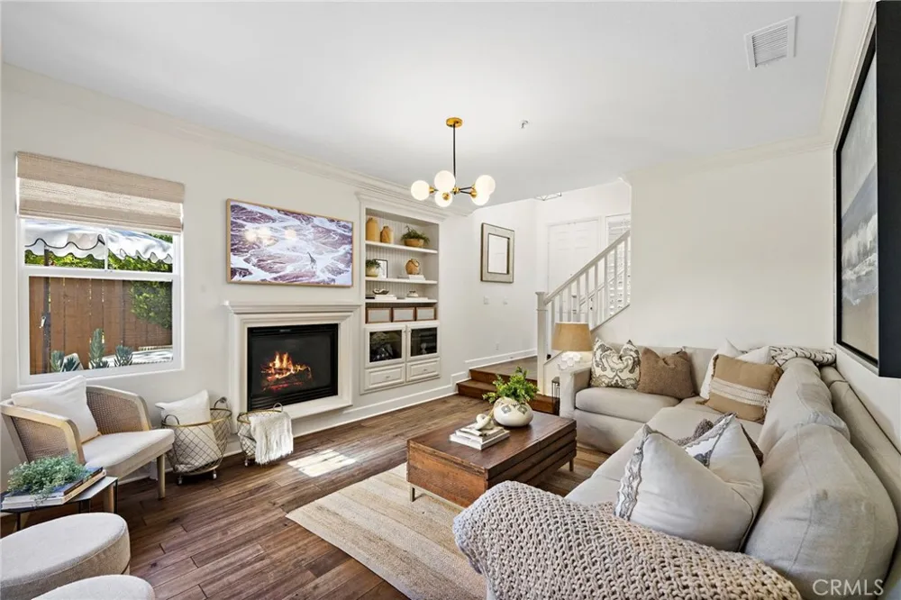 24 Fieldhouse Ladera Ranch, CA 92694