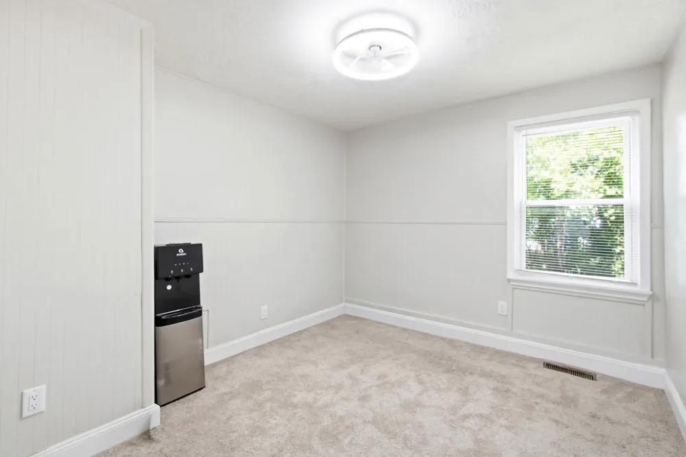 6655 Berwyn Street Dearborn Heights, MI 48127