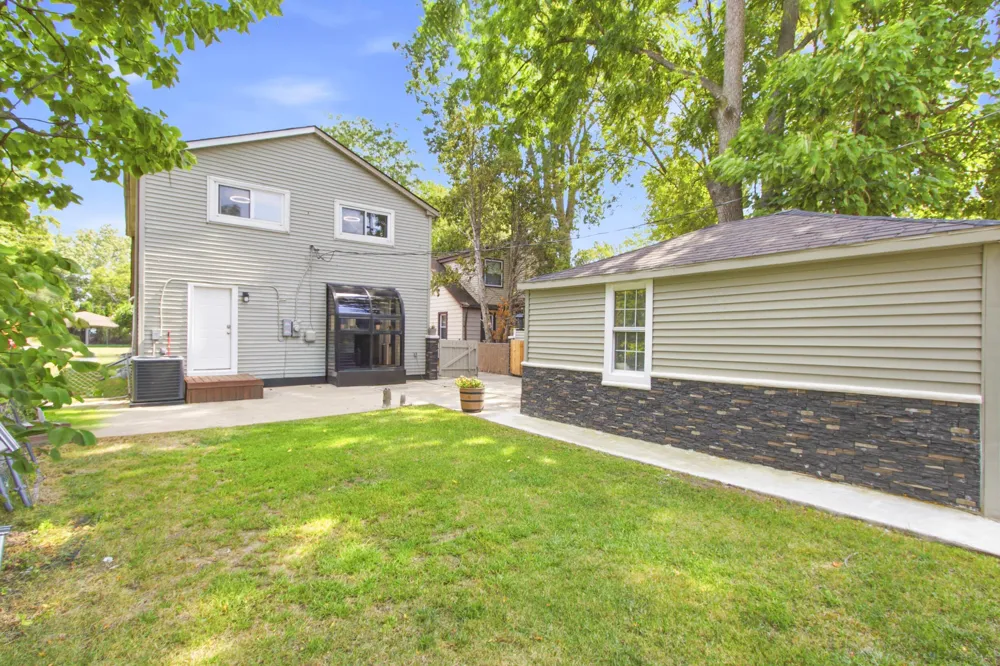 6655 Berwyn Street Dearborn Heights, MI 48127