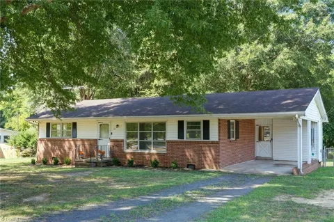 801 Grand Oaks Drive