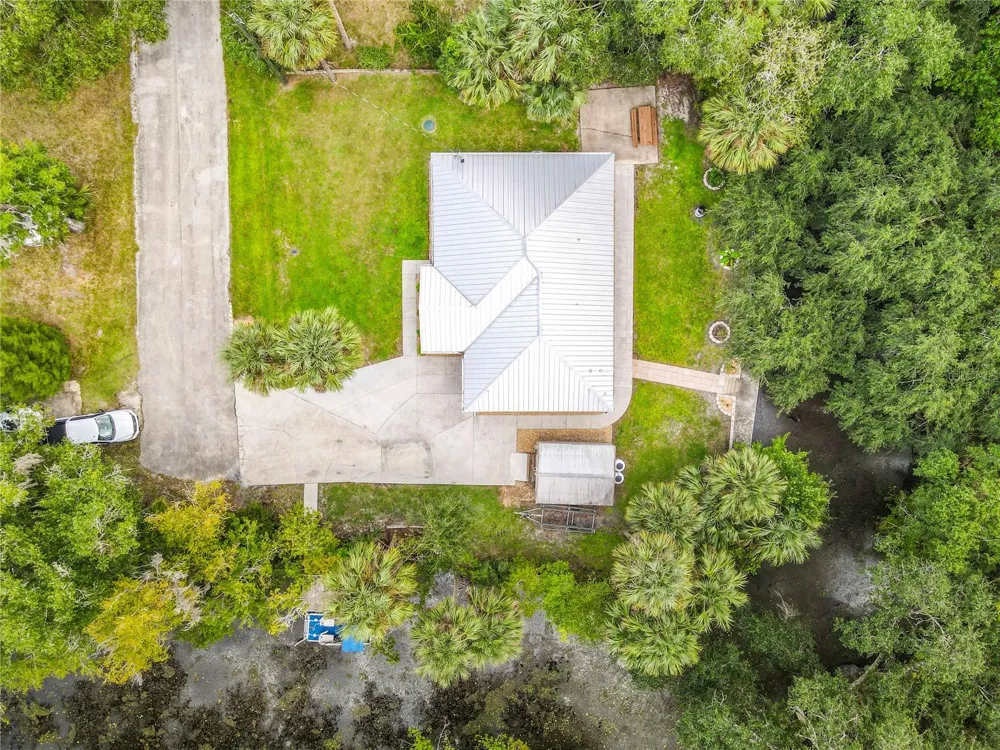 2863 CANAL ROAD Deland, FL 32720