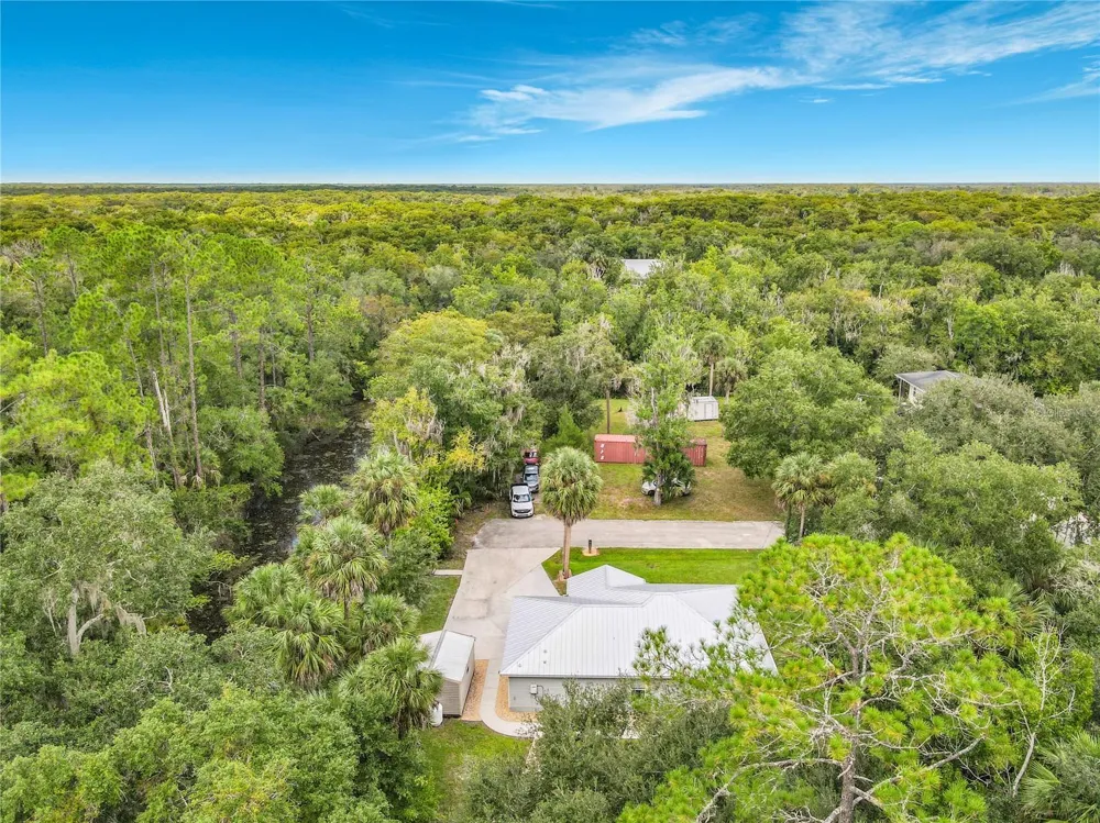 2863 CANAL ROAD Deland, FL 32720
