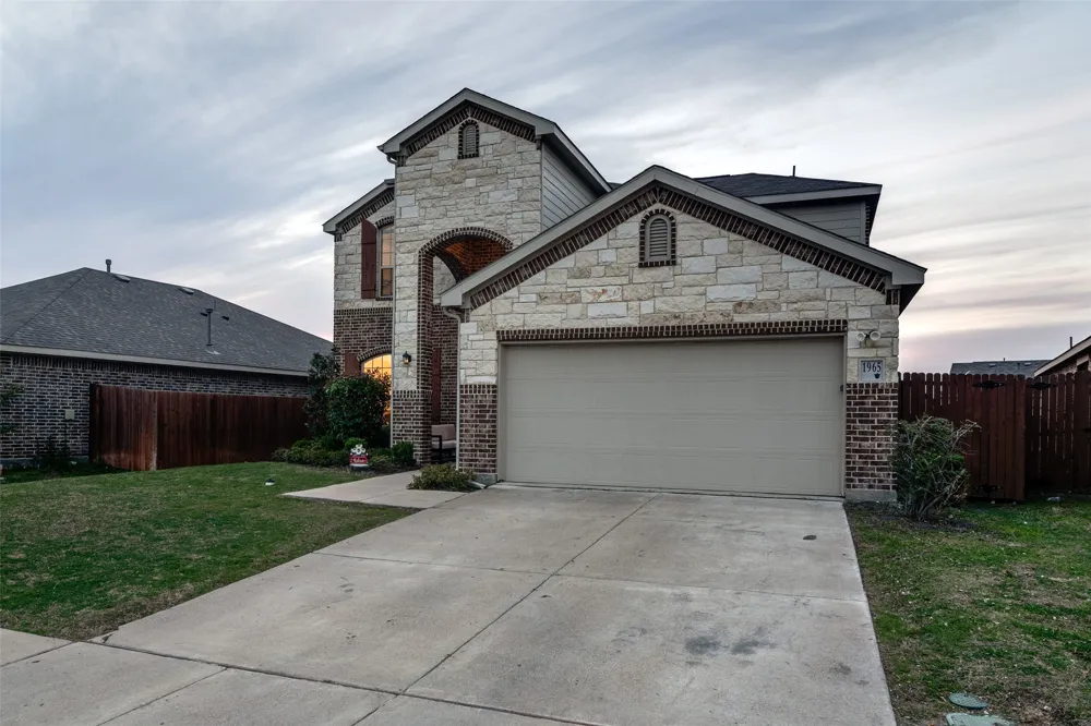 1965 Travertine Avenue Forney, TX 75126
