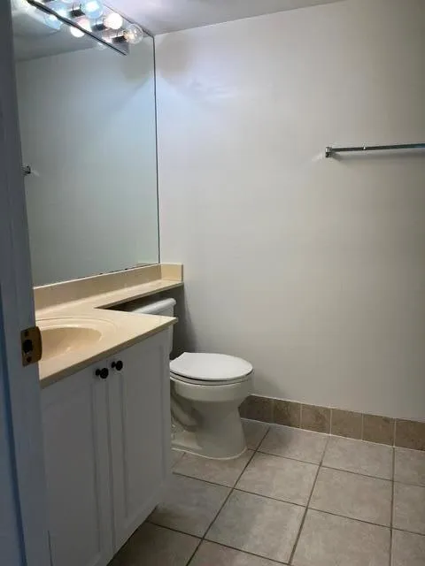 1200 Crestwood Court S #1206 Royal Palm Beach, FL 33411