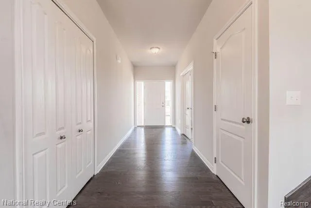 953 Guenevere Drive Oxford Charter Township, MI 48371