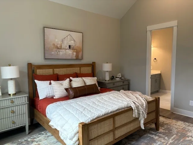 807 Saddle Ridge Dr Mount Juliet, TN 37122