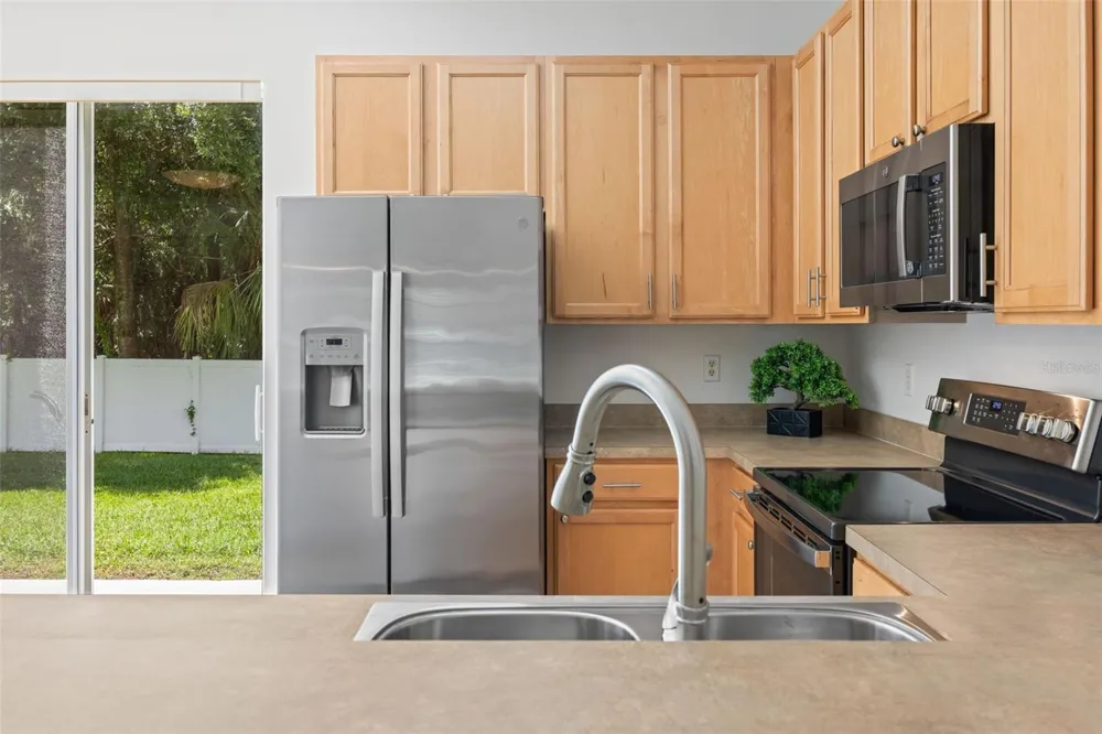 11608 DECLARATION DRIVE Tampa, FL 33635