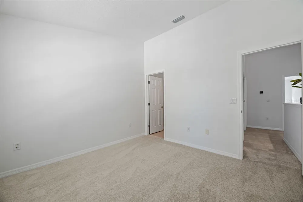 11608 DECLARATION DRIVE Tampa, FL 33635