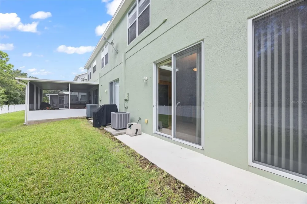 11608 DECLARATION DRIVE Tampa, FL 33635