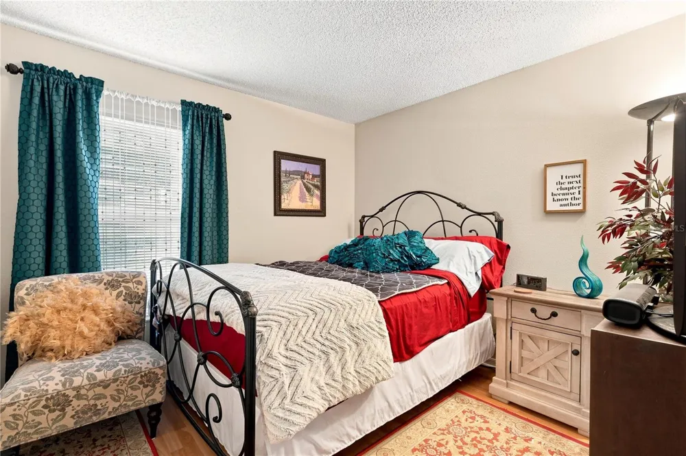 2489 LAKE JACKSON CIRCLE Apopka, FL 32703