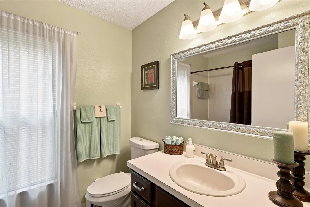 2489 LAKE JACKSON CIRCLE Apopka, FL 32703
