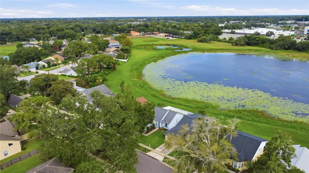 2489 LAKE JACKSON CIRCLE Apopka, FL 32703
