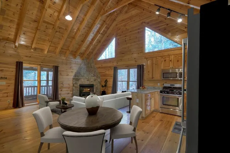 112 Seneca Drive Ellijay, GA 30540
