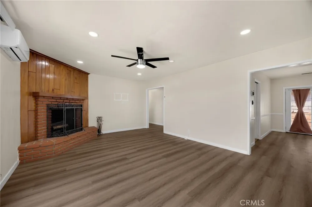 12205 S Halldale Los Angeles, CA 90047