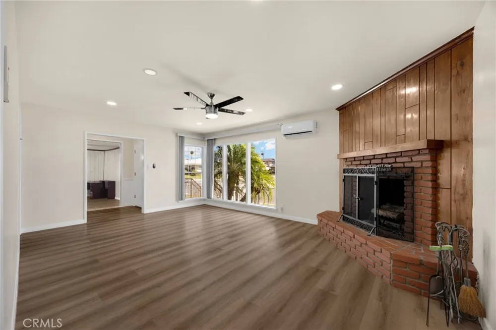 12205 S Halldale Los Angeles, CA 90047