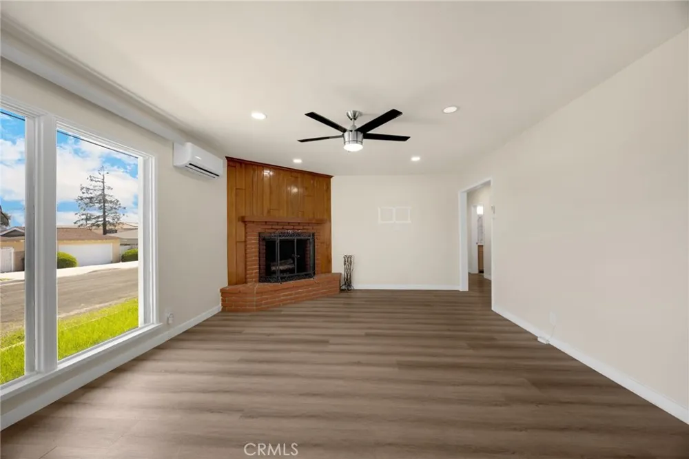 12205 S Halldale Los Angeles, CA 90047
