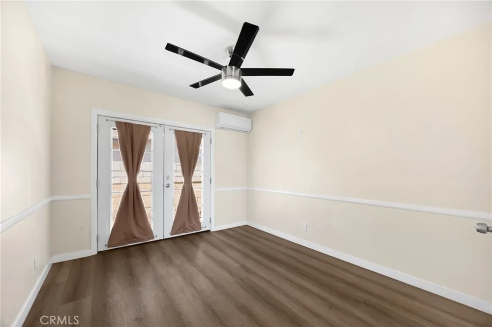 12205 S Halldale Los Angeles, CA 90047