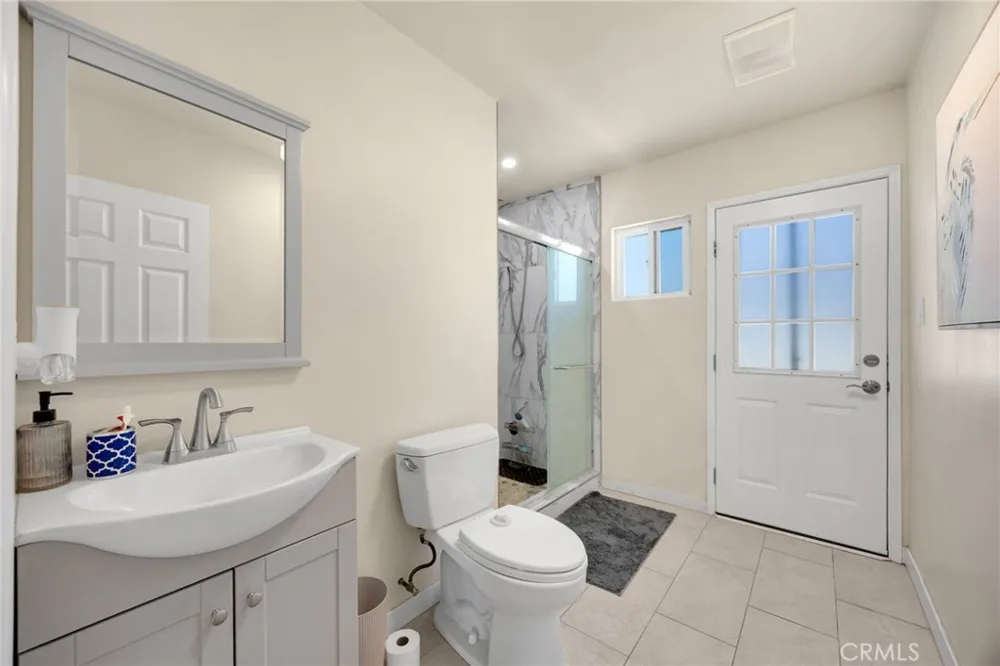 12205 S Halldale Los Angeles, CA 90047