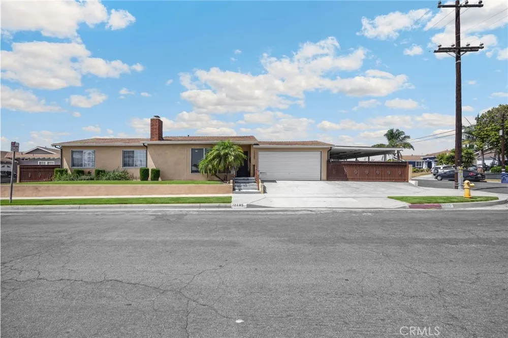 12205 S Halldale Los Angeles, CA 90047