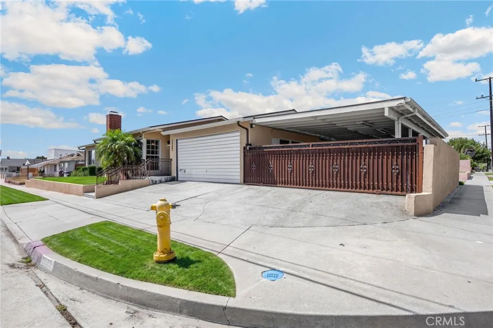 12205 S Halldale Los Angeles, CA 90047