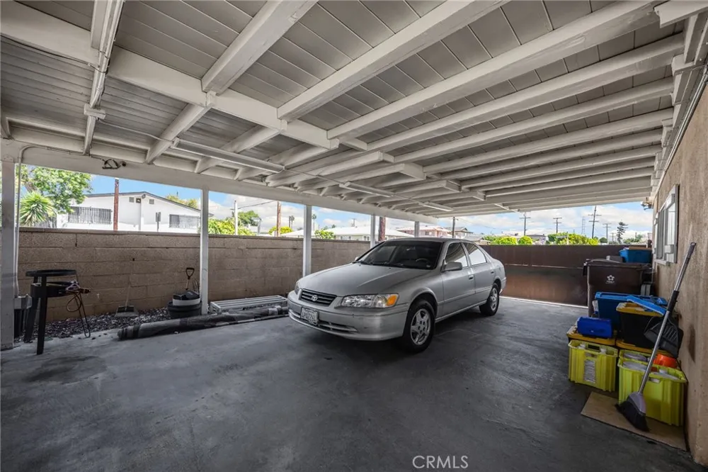 12205 S Halldale Los Angeles, CA 90047