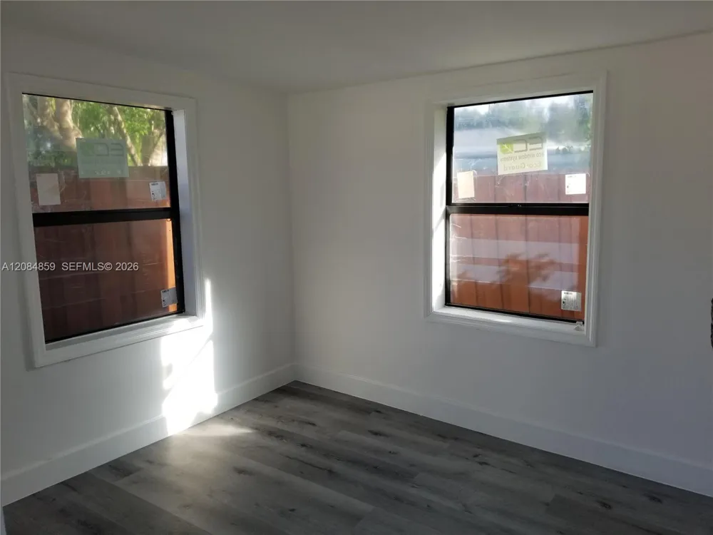 1756 NW 94th St #2 Miami, FL 33147