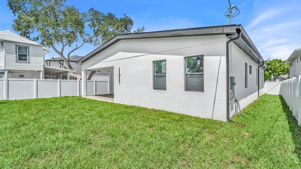 4428 57TH AVENUE St Petersburg, FL 33714