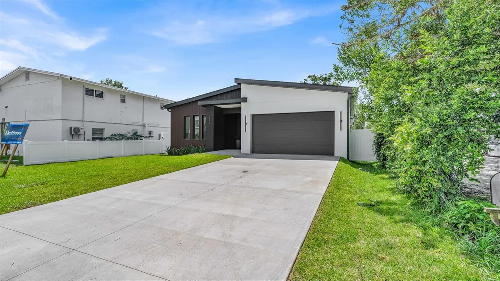 4428 57TH AVENUE St Petersburg, FL 33714
