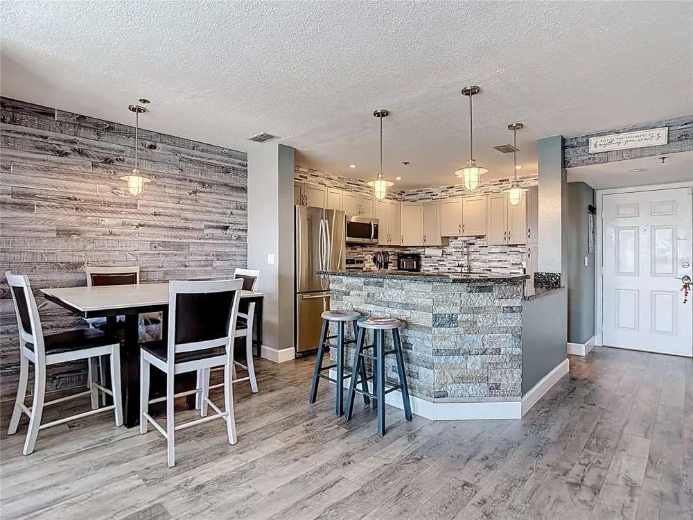 5722 BISCAYNE COURT #304 New Port Richey, FL 34652