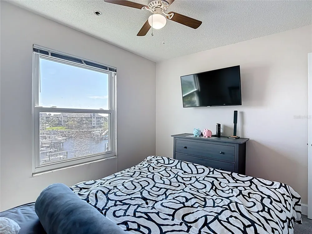 5722 BISCAYNE COURT #304 New Port Richey, FL 34652