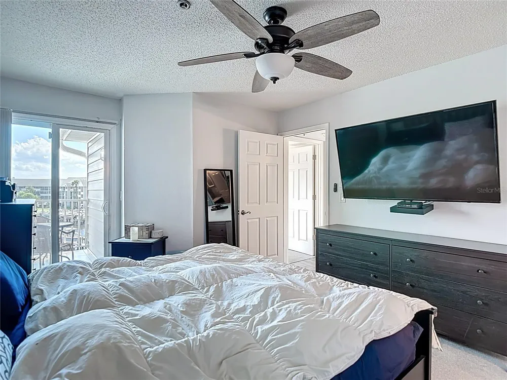 5722 BISCAYNE COURT #304 New Port Richey, FL 34652
