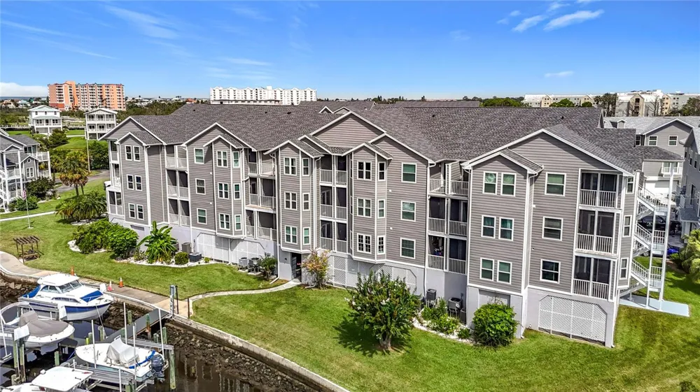 5722 BISCAYNE COURT #304 New Port Richey, FL 34652