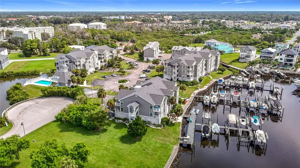 5722 BISCAYNE COURT #304 New Port Richey, FL 34652