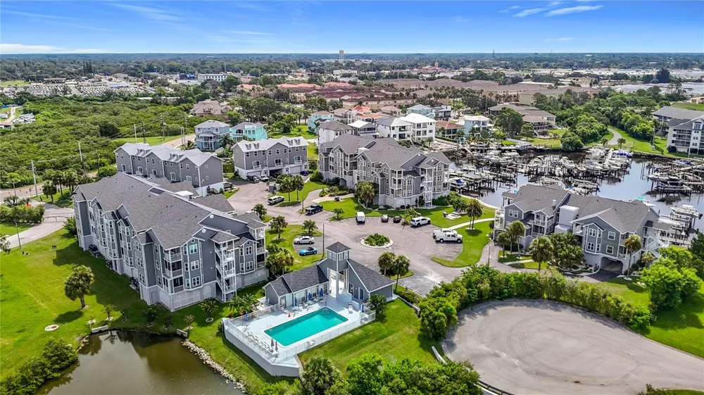 5722 BISCAYNE COURT #304 New Port Richey, FL 34652