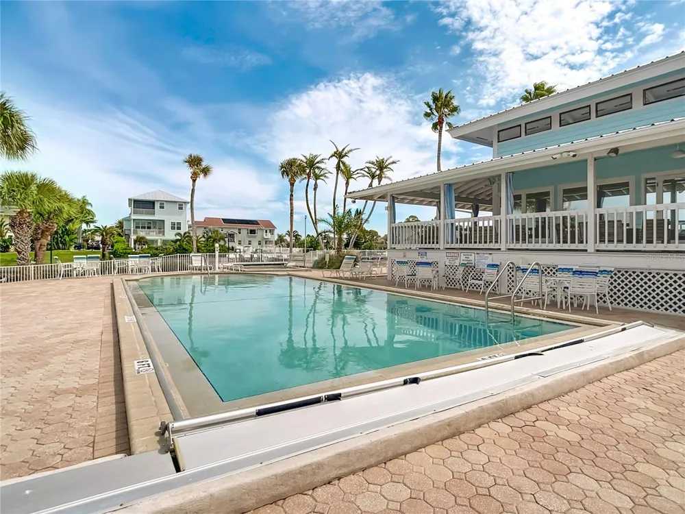 5722 BISCAYNE COURT #304 New Port Richey, FL 34652