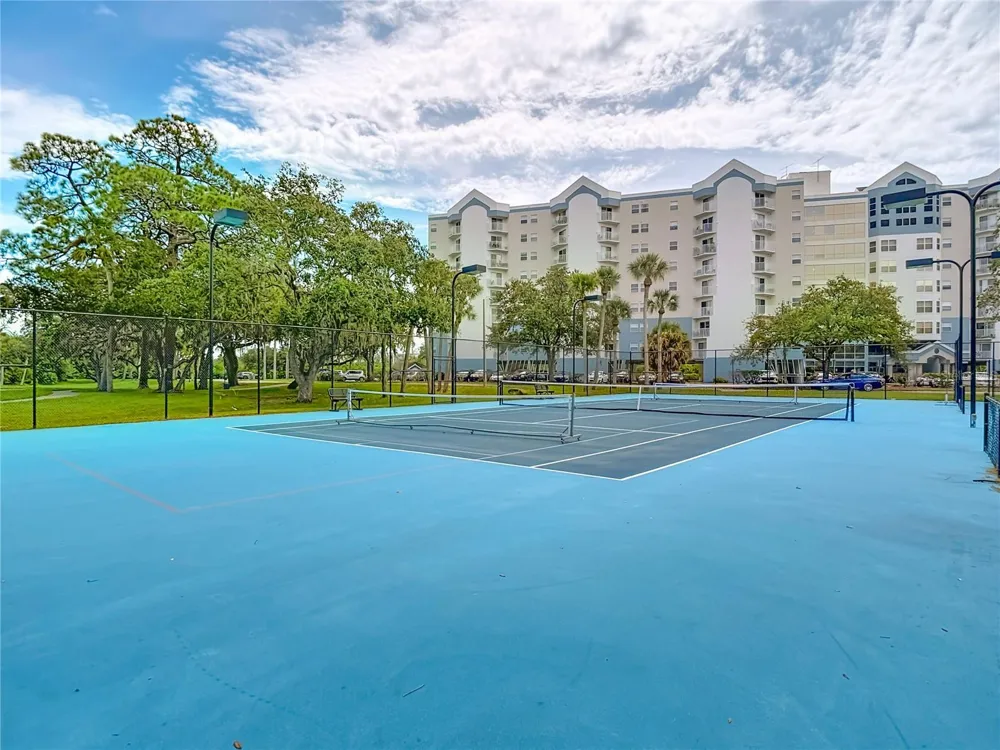 5722 BISCAYNE COURT #304 New Port Richey, FL 34652
