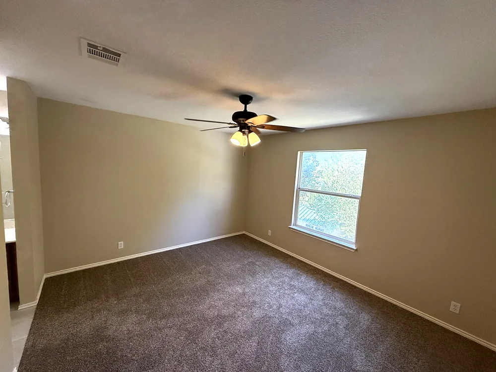 16827 Tortoise Street Round Rock, TX 78664