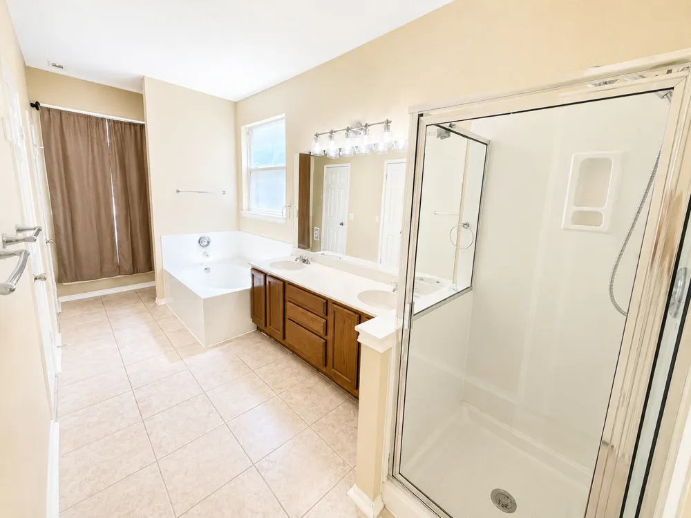 16827 Tortoise Street Round Rock, TX 78664