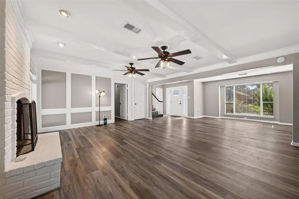 919 Longview Drive Sugar Land, TX 77478