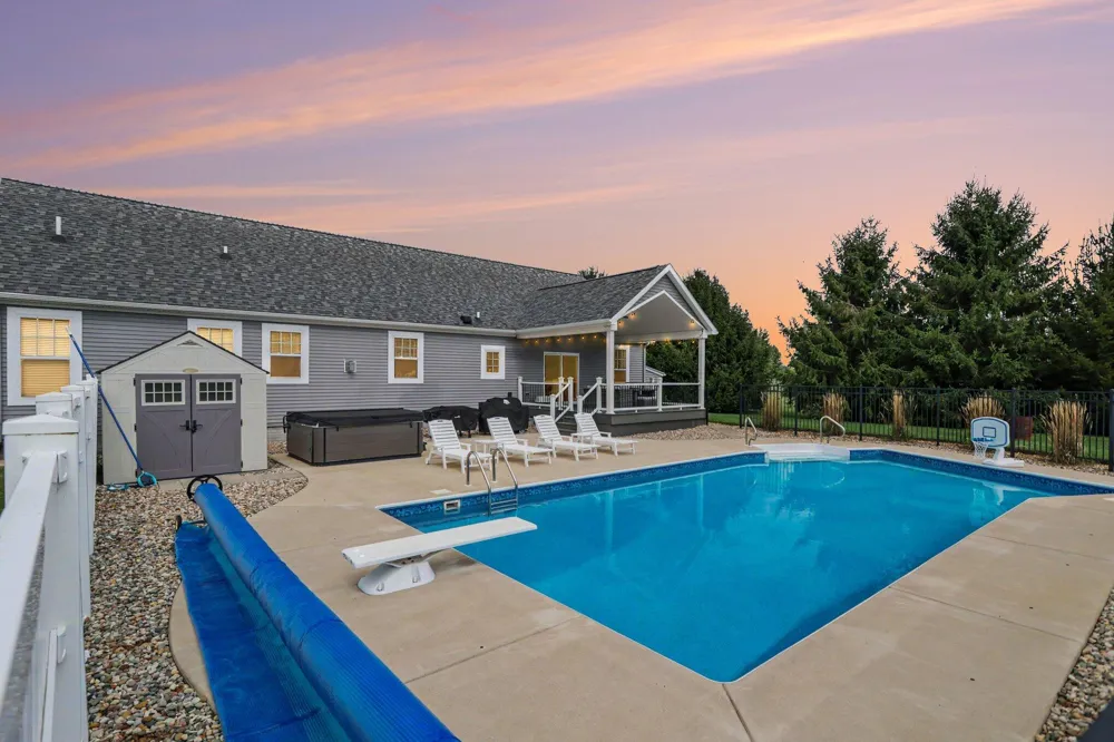 211 Adolph Shores Road Coldwater, MI 49036