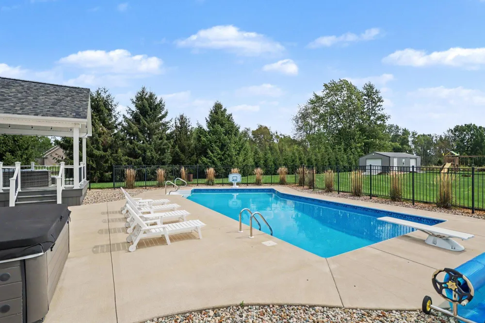 211 Adolph Shores Road Coldwater, MI 49036