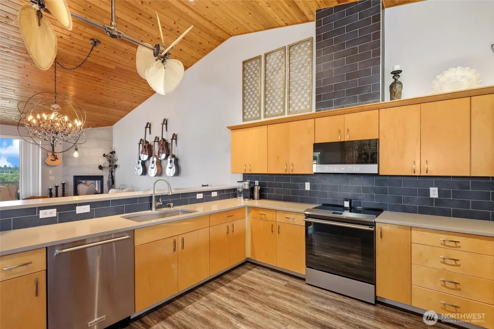 262 Oyhut Bay Boulevard SW #401 Ocean Shores, WA 98569