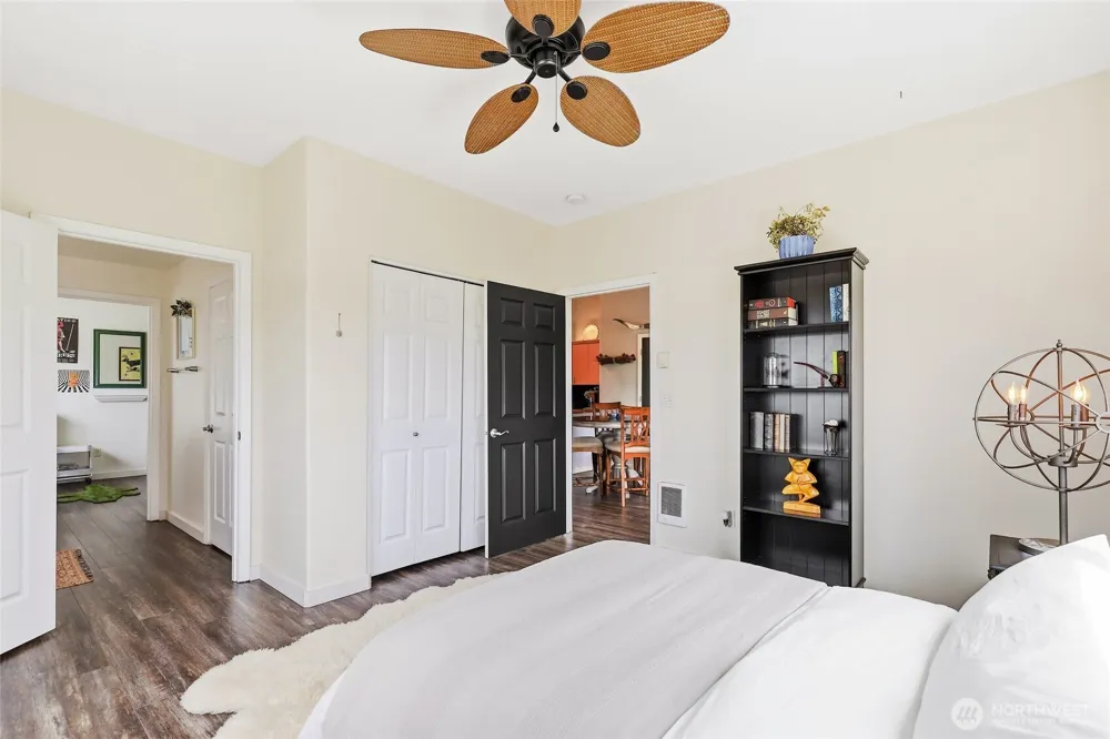 262 Oyhut Bay Boulevard SW #401 Ocean Shores, WA 98569
