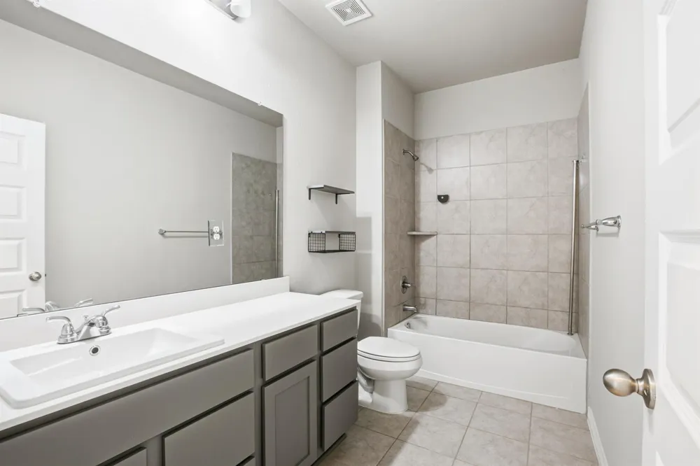 4615 Bartagrass Drive Rosenberg, TX 77469