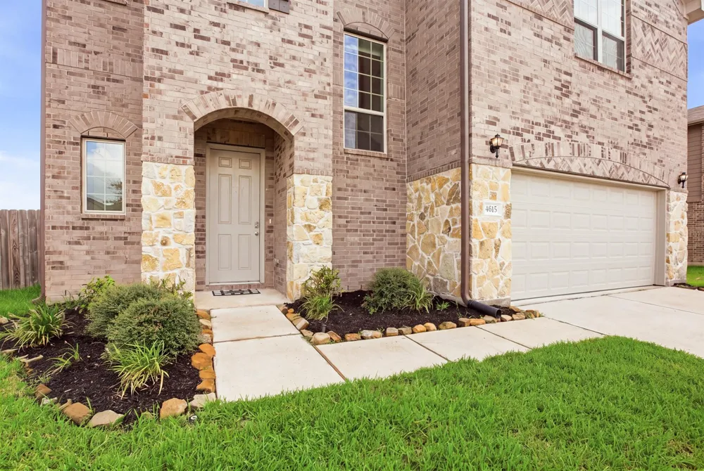 4615 Bartagrass Drive Rosenberg, TX 77469