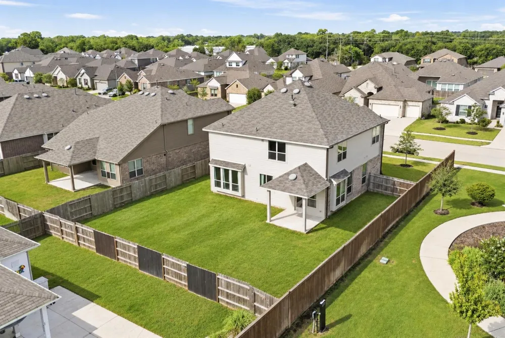 4615 Bartagrass Drive Rosenberg, TX 77469