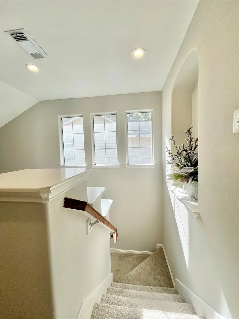 46 Flickering Sun Court The Woodlands, TX 77382