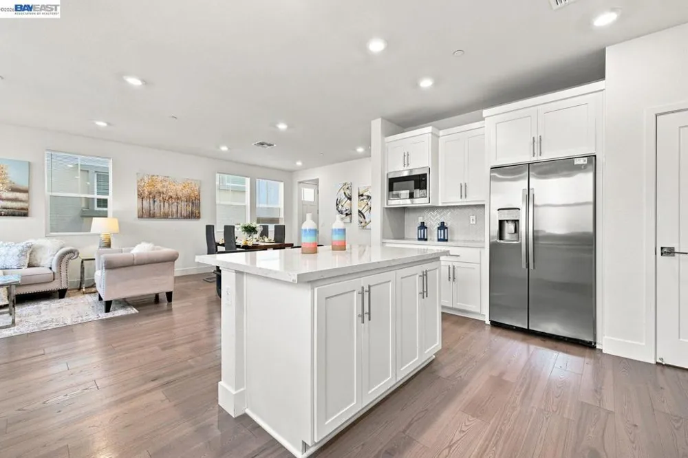9755 Pontoon Way Newark, CA 94560