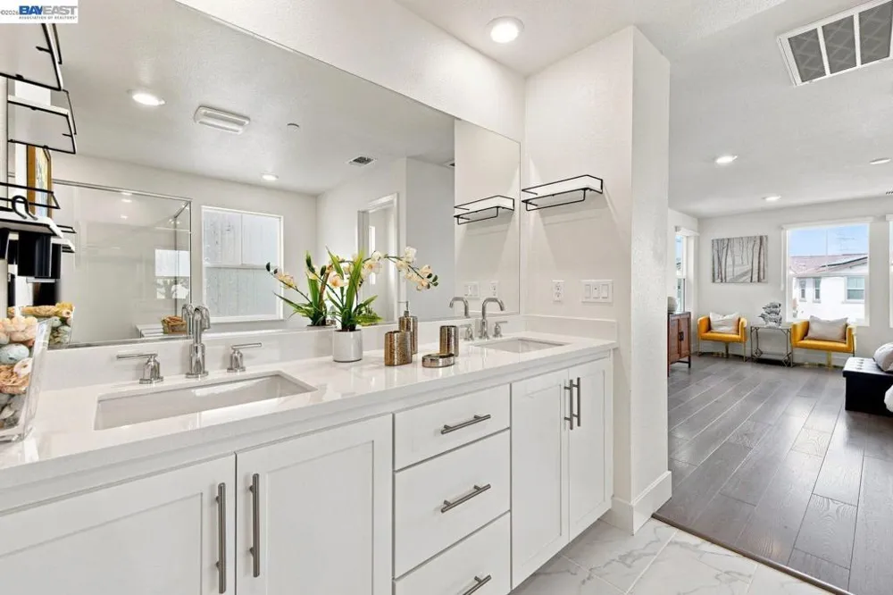 9755 Pontoon Way Newark, CA 94560